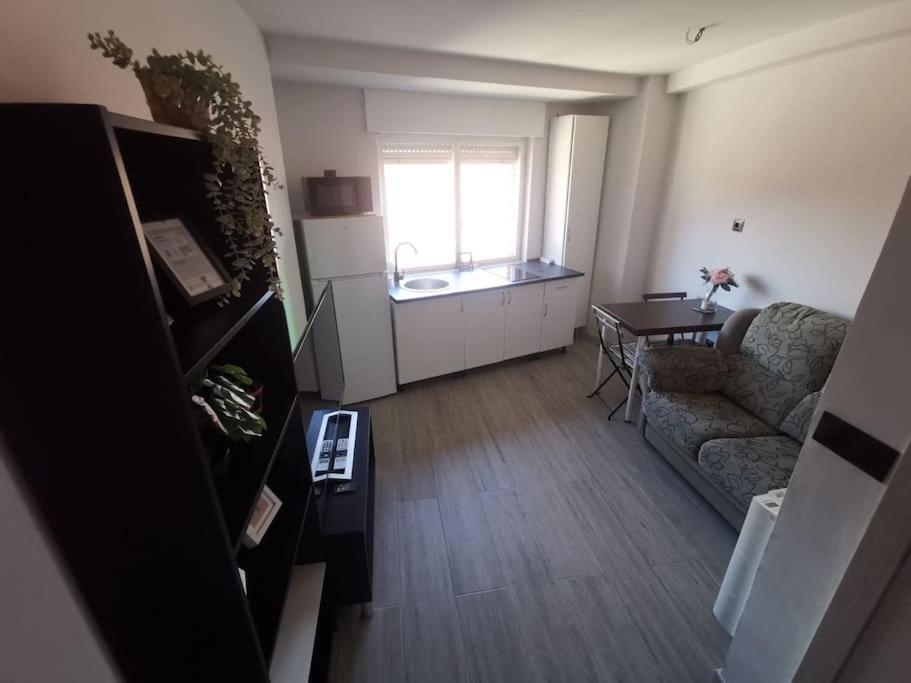 Апартаменти Apartamento Privado En Хіхон Екстер'єр фото