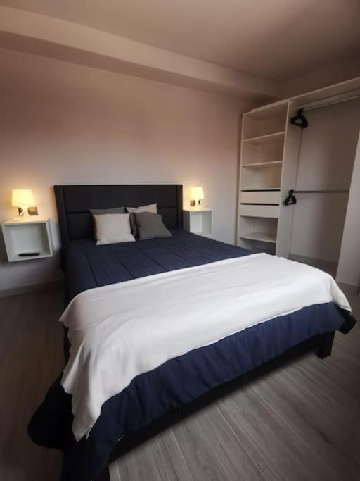 Апартаменти Apartamento Privado En Хіхон Екстер'єр фото
